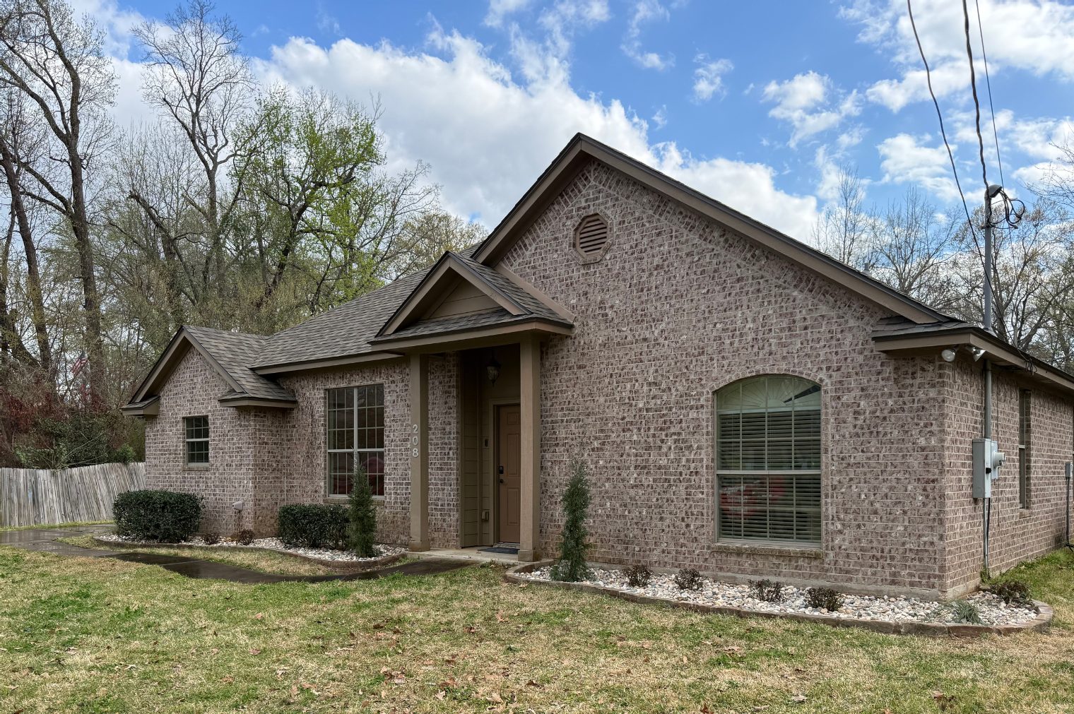 Leaf Removal in Longview, TX