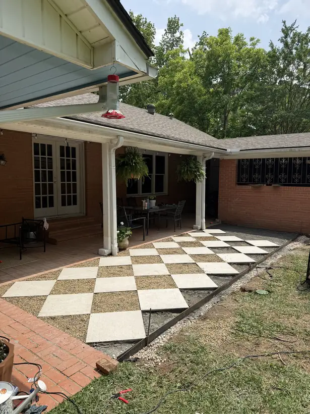 Setting pavers, Kilgore, TX